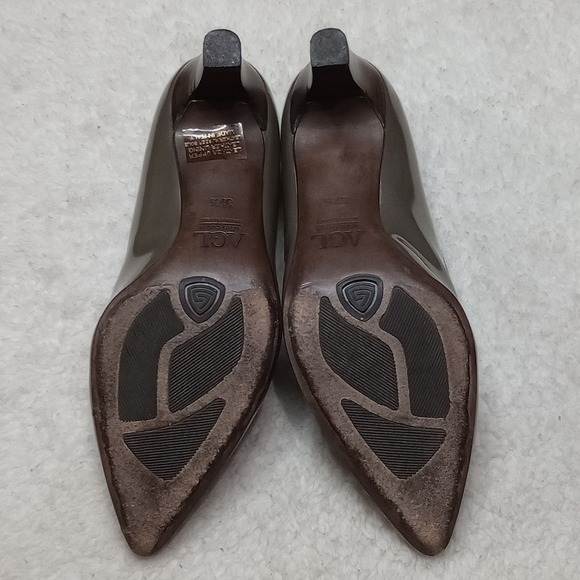 AGL Grey Patent Pointed Toe Penny Loafer Pump Wetty Pebble Heels SZ 37.5 - Picture 7 of 8